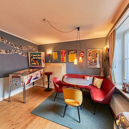 1950Er Zeitreise Vintage Wohnung Am Wald Und Uni Naehe, Mit Flipper * Bielefeld
